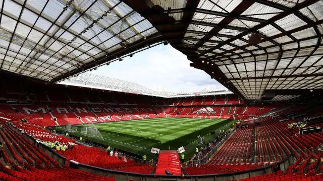 stadion sepakbola terbesar 